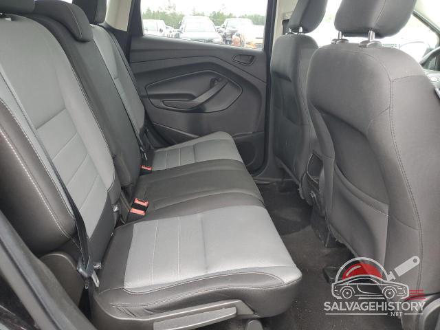 1FMCU0F71KUB67500 2019 FORD ESCAPE photo no. 10