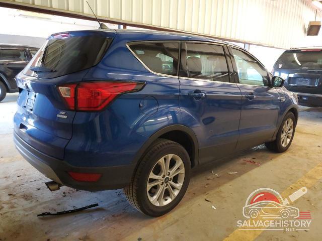 1FMCU0GD5KUB14626 2019 FORD ESCAPE photo no. 3
