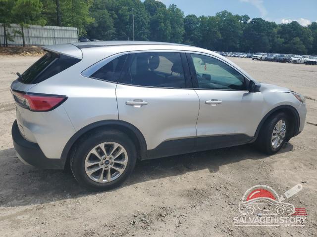 1FMCU0G67LUA12439 2020 FORD ESCAPE photo no. 3