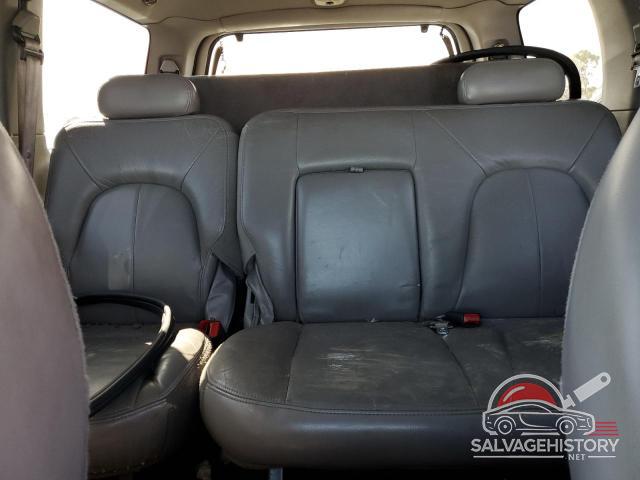 1FMRU15W51LA84407 2001 FORD EXPEDITION photo no. 10