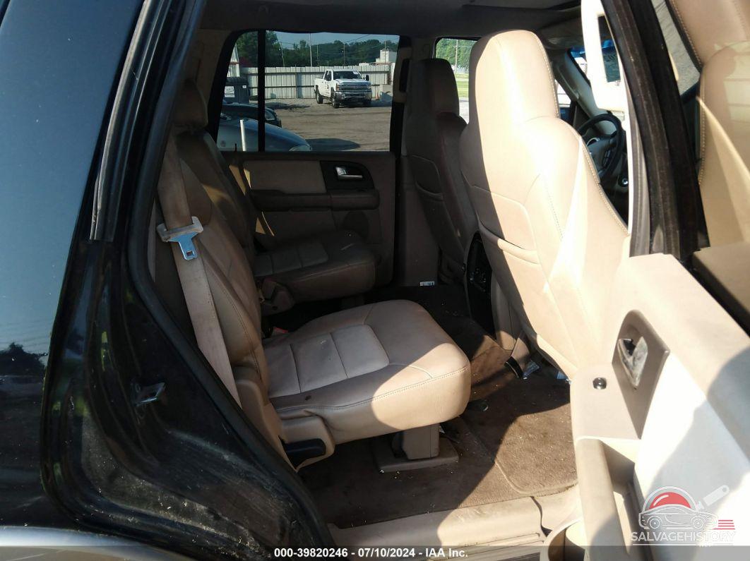 1FMPU18L44LA19982 2004 FORD EXPEDITION photo no. 8