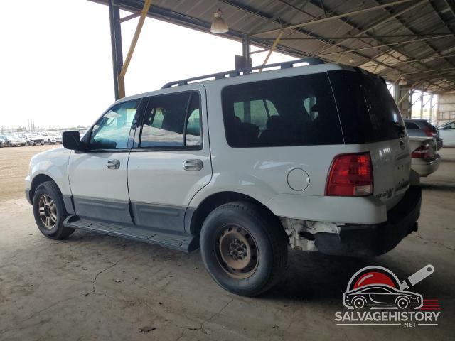 1FMPU16545LA89665 2005 FORD EXPEDITION photo no. 2