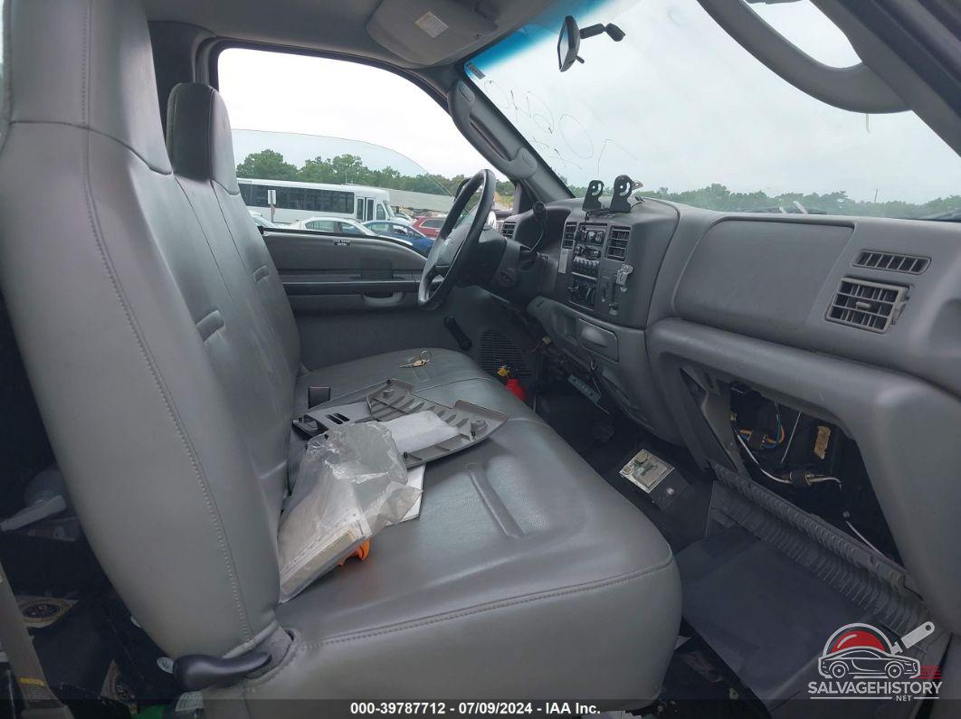 1FDAF56P63ED84101 2003 FORD F-550 photo no. 7