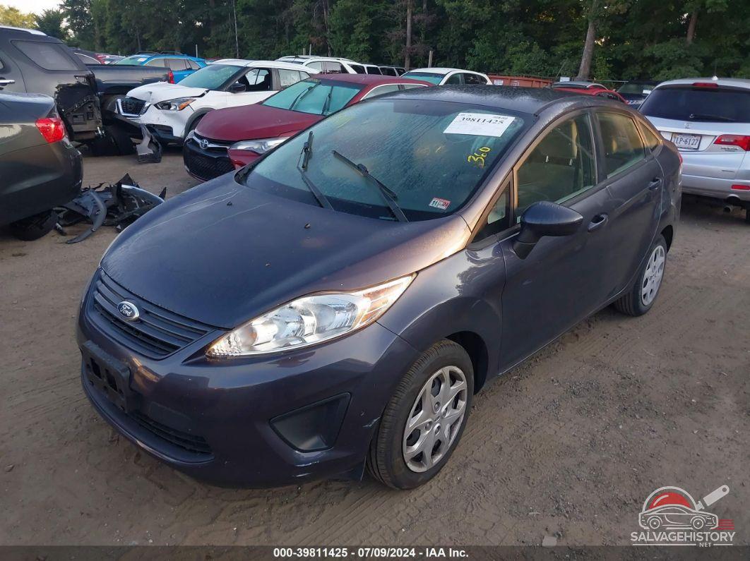 3FADP4AJXCM117734 2012 FORD FIESTA photo no. 2