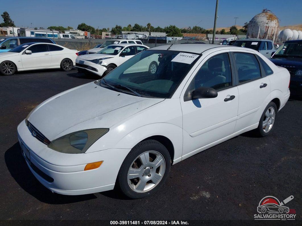 1FAFP343X3W124294 2003 FORD FOCUS photo no. 2