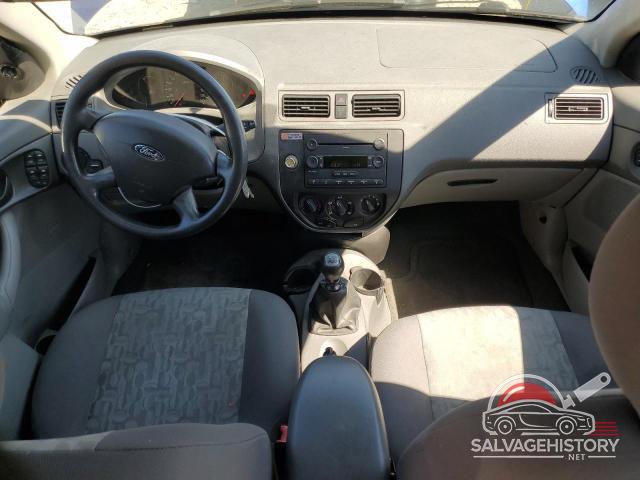 1FAFP36N55W170181 2005 FORD FOCUS photo no. 8