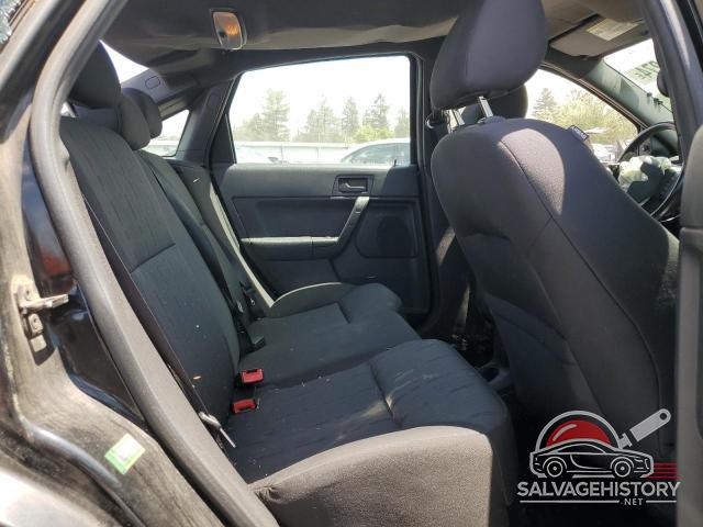 1FAHP3FN4BW109960 2011 FORD FOCUS photo no. 10