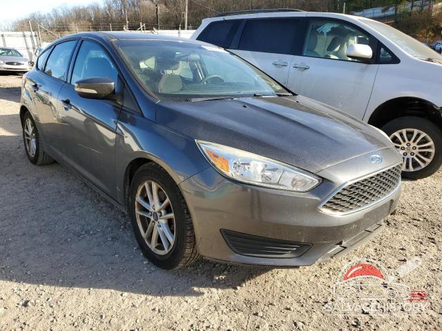 1FADP3K24FL244261 2015 FORD FOCUS photo no. 4