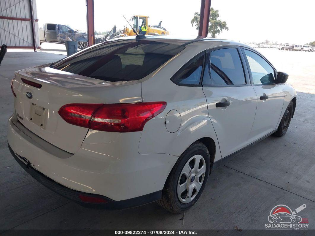 1FADP3E29HL277772 2017 FORD FOCUS photo no. 4