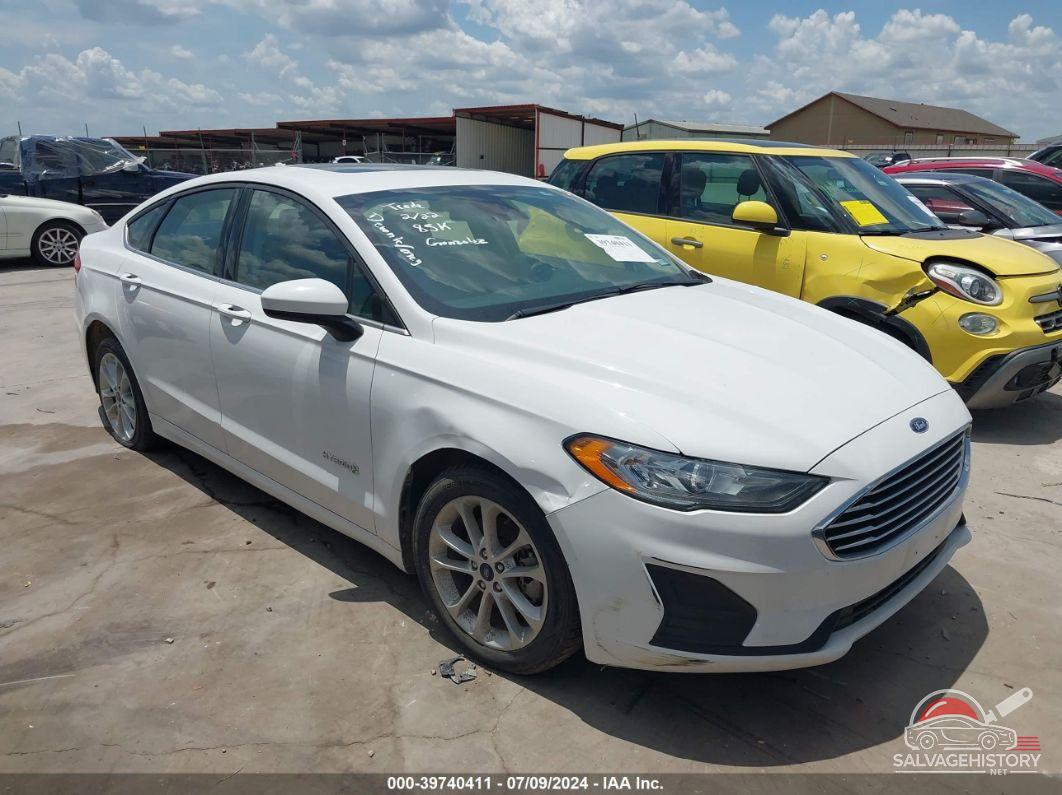 3FA6P0LU2KR182426 2019 FORD FUSION HYBRID photo no. 9
