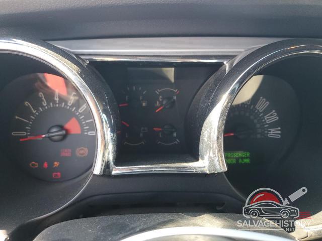 1ZVFT82H355179743 2005 FORD MUSTANG photo no. 9