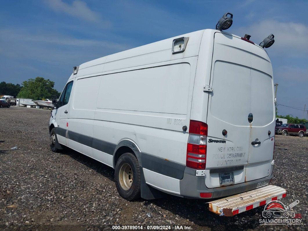 WDYPF1CC8A5471041 2010 FREIGHTLINER SPRINTER 3500 photo no. 3