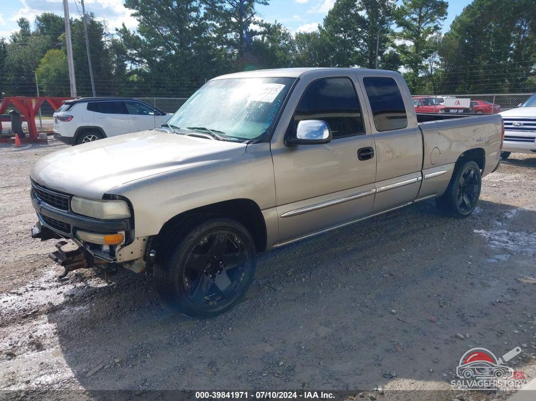 2GTEC19V521389162 2002 GMC NEW SIERRA photo no. 2