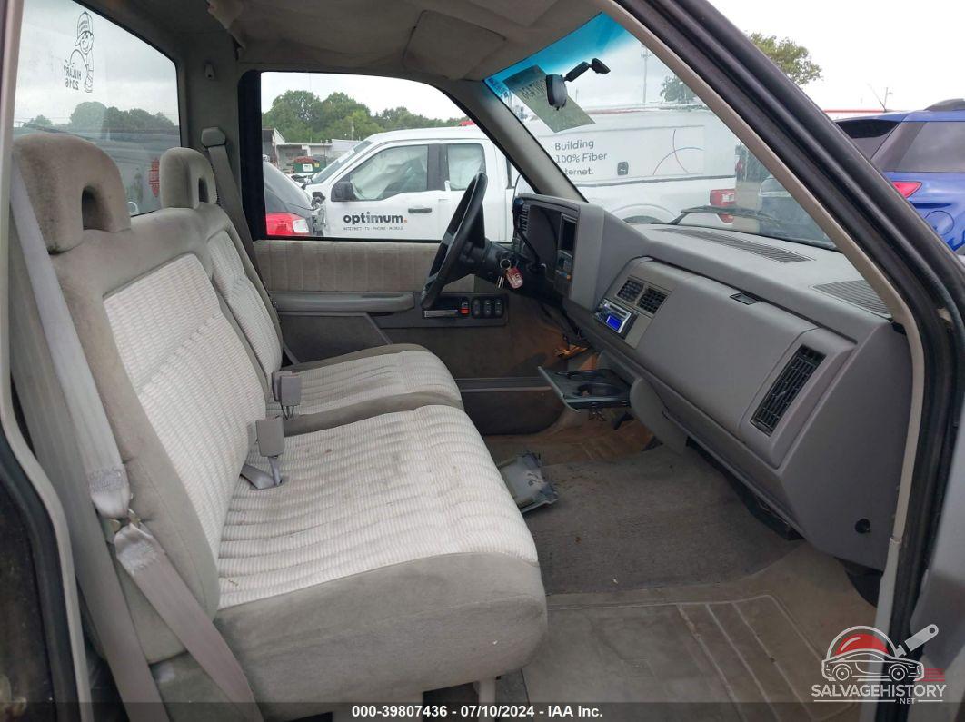 1GTEC14KXPE555937 1993 GMC SIERRA photo no. 5