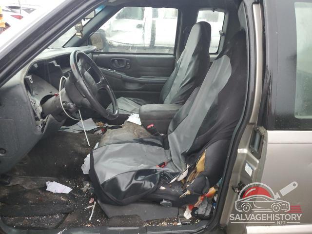 1GTCS19X438105238 2003 GMC SONOMA photo no. 7