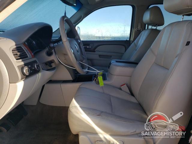 1GKUKKE33AR256371 2010 GMC YUKON photo no. 7