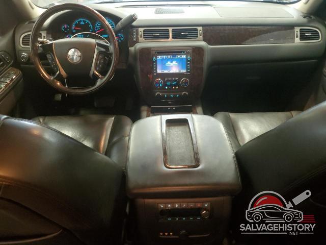 1GKS2EEF3BR217364 2011 GMC YUKON photo no. 8