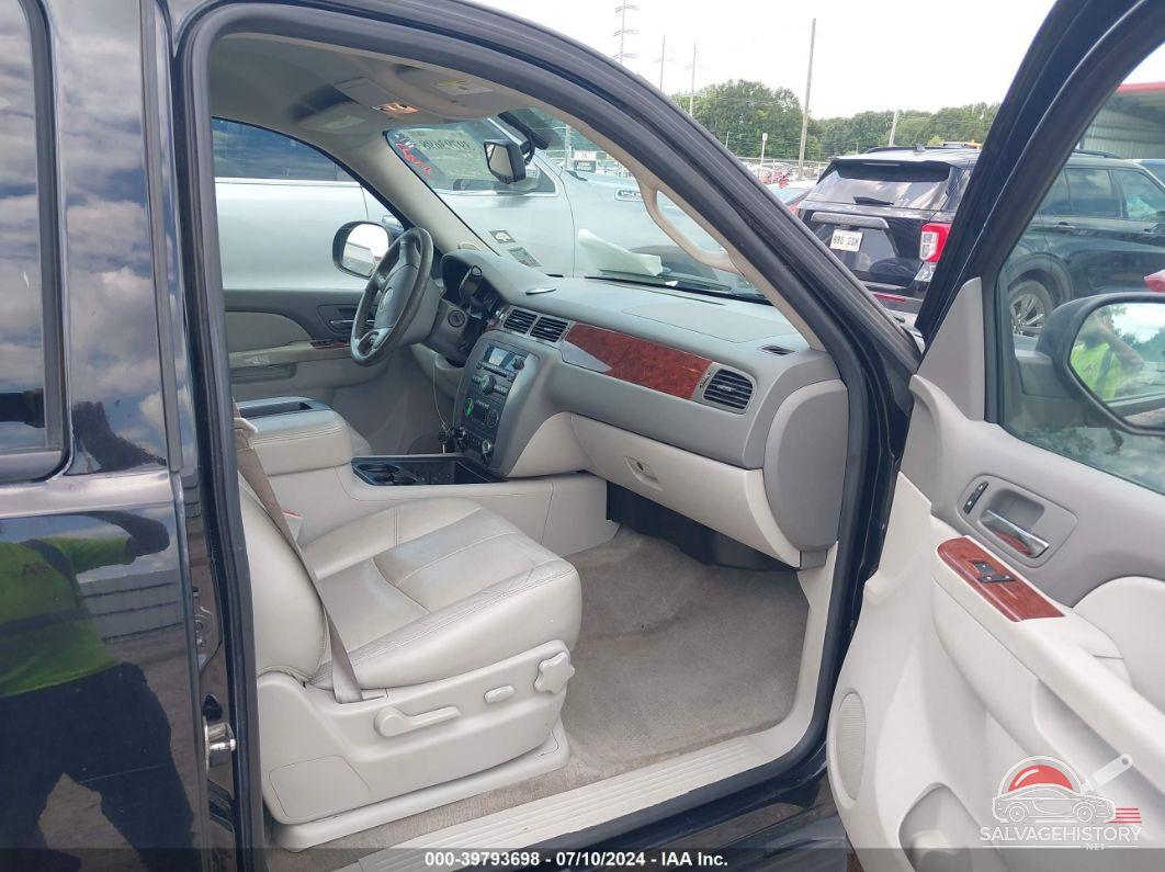 1GKS1KE04ER241562 2014 GMC YUKON XL 1500 photo no. 5