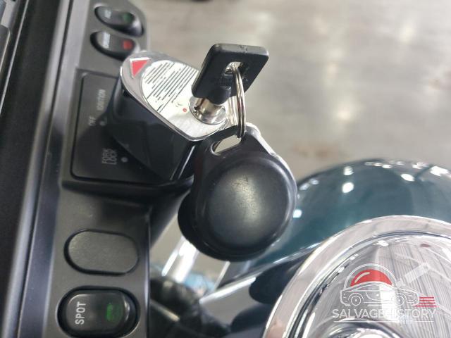 1HD1FFW322Y660096 2002 HARLEY-DAVIDSON FL photo no. 8