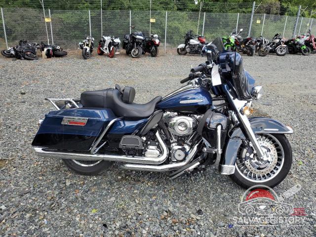 1HD1KEM12DB674058 2017 HARLEY-DAVIDSON FLHTK ELEC photo no. 1