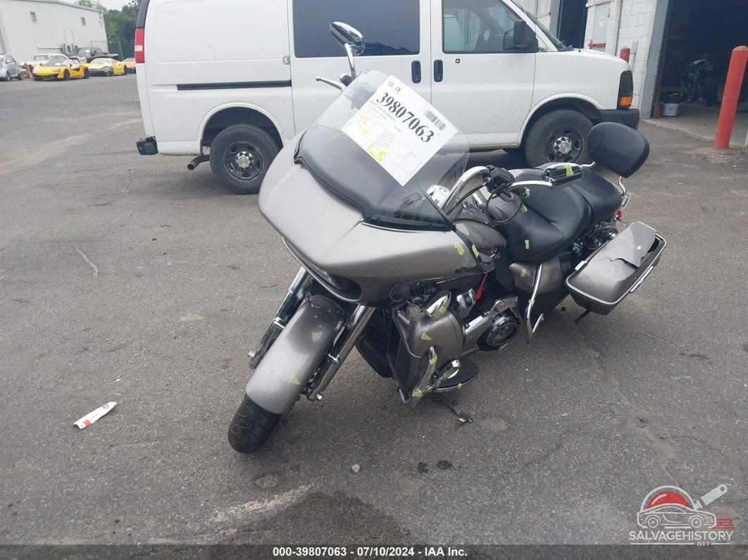 1HD1KGD16HB628752 2017 HARLEY-DAVIDSON FLTRU photo no. 2