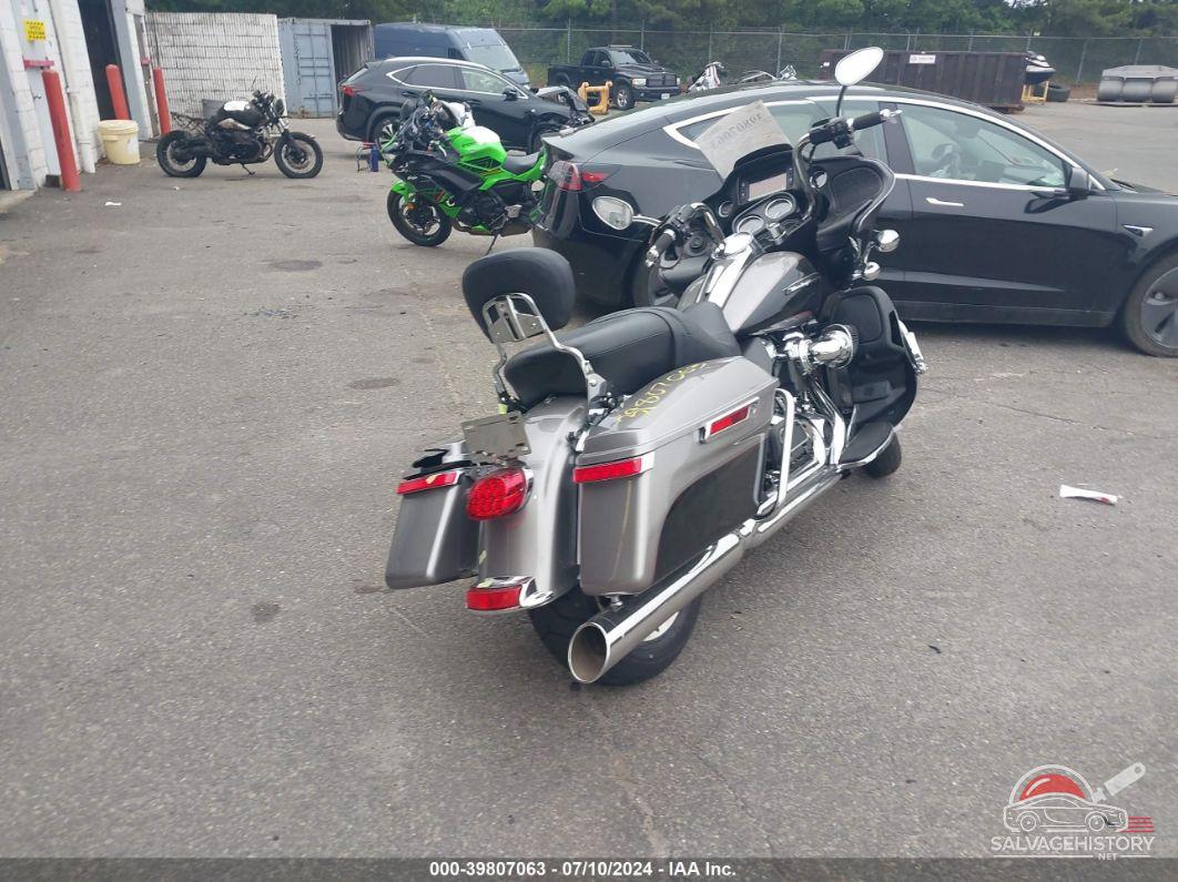 1HD1KGD16HB628752 2017 HARLEY-DAVIDSON FLTRU photo no. 4