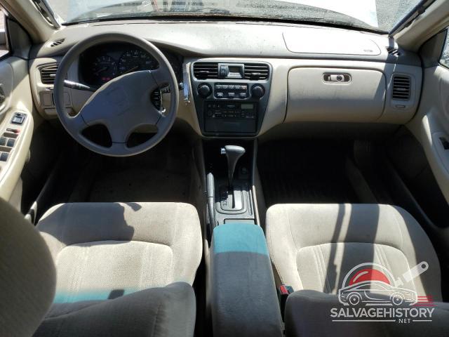 1HGCG1643XA063608 1999 HONDA ACCORD photo no. 8