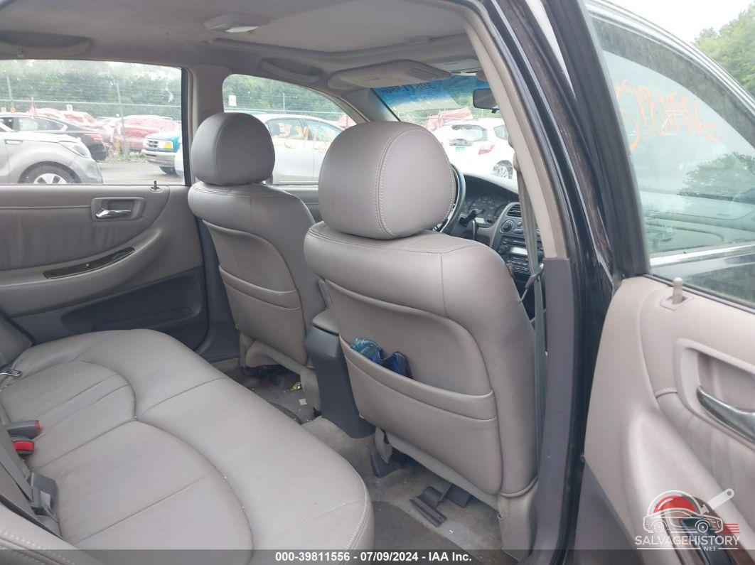 1HGCG16582A013689 2002 HONDA ACCORD photo no. 8