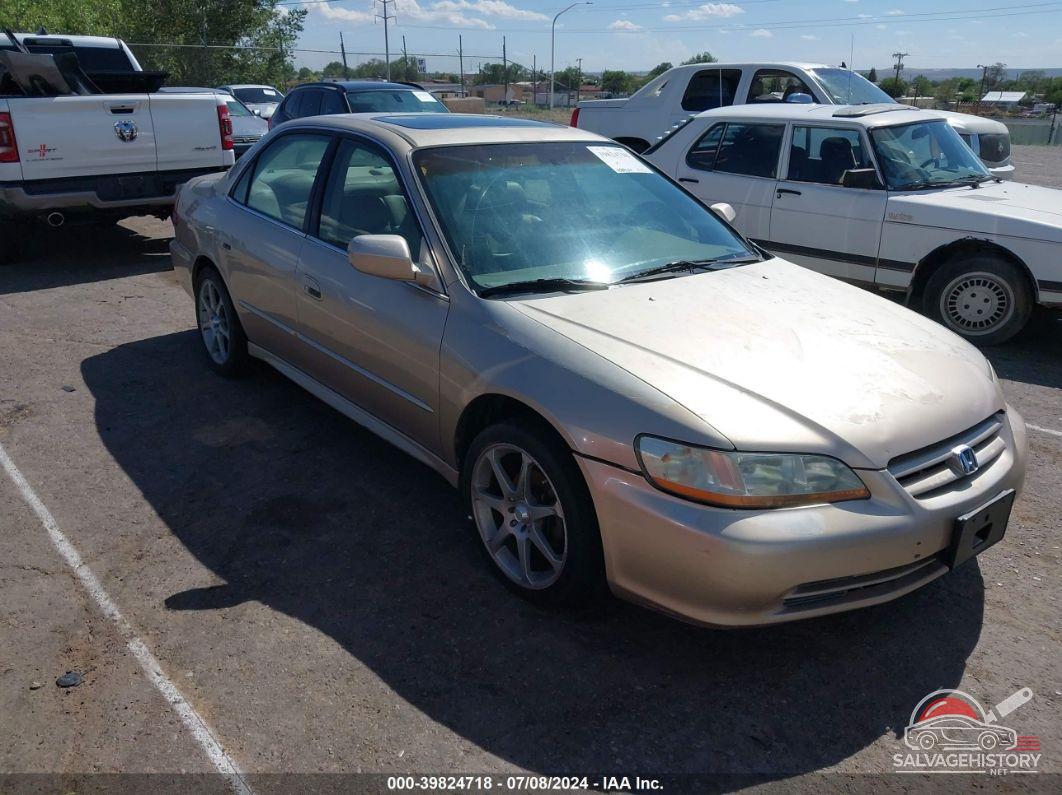 1HGCG566X2A120257 2002 HONDA ACCORD photo no. 10