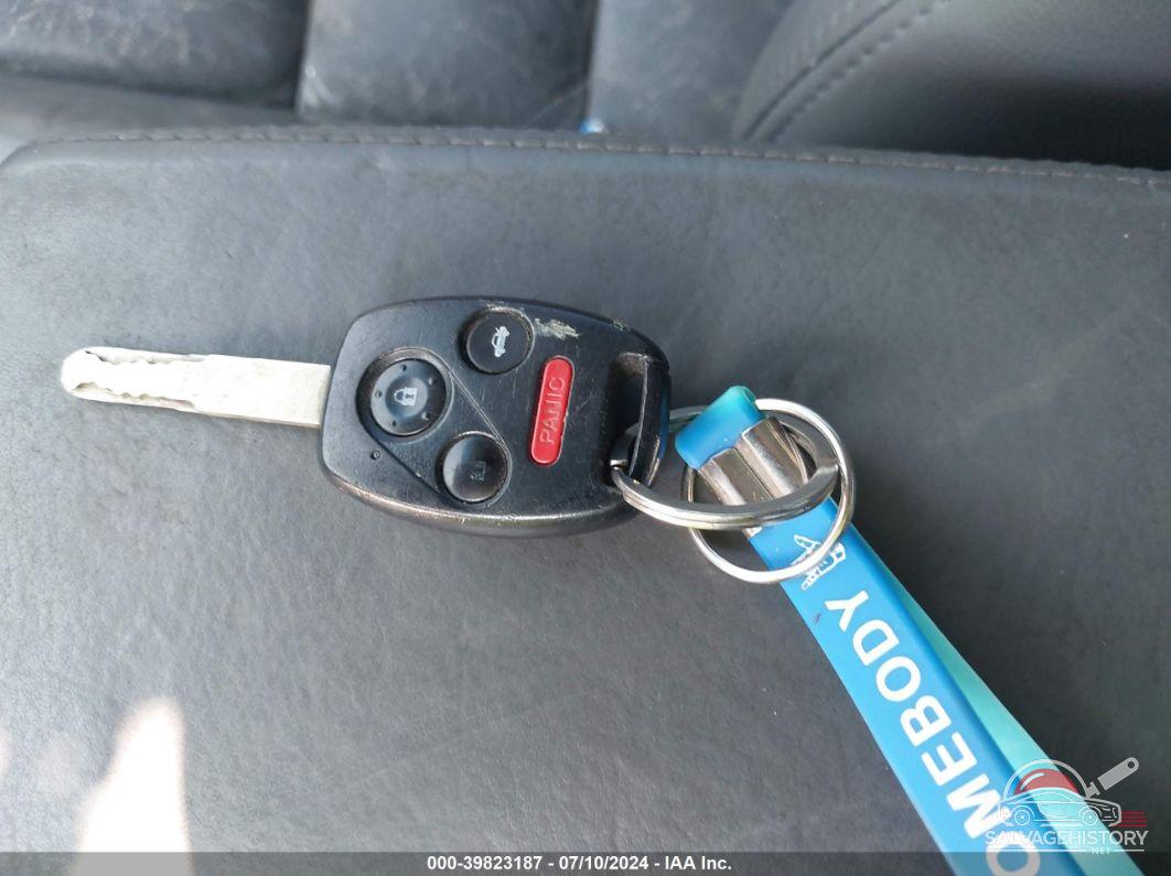 1HGCM56894A005100 2004 HONDA ACCORD photo no. 11