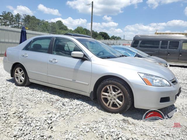1HGCM568X7A224636 2007 HONDA ACCORD photo no. 4