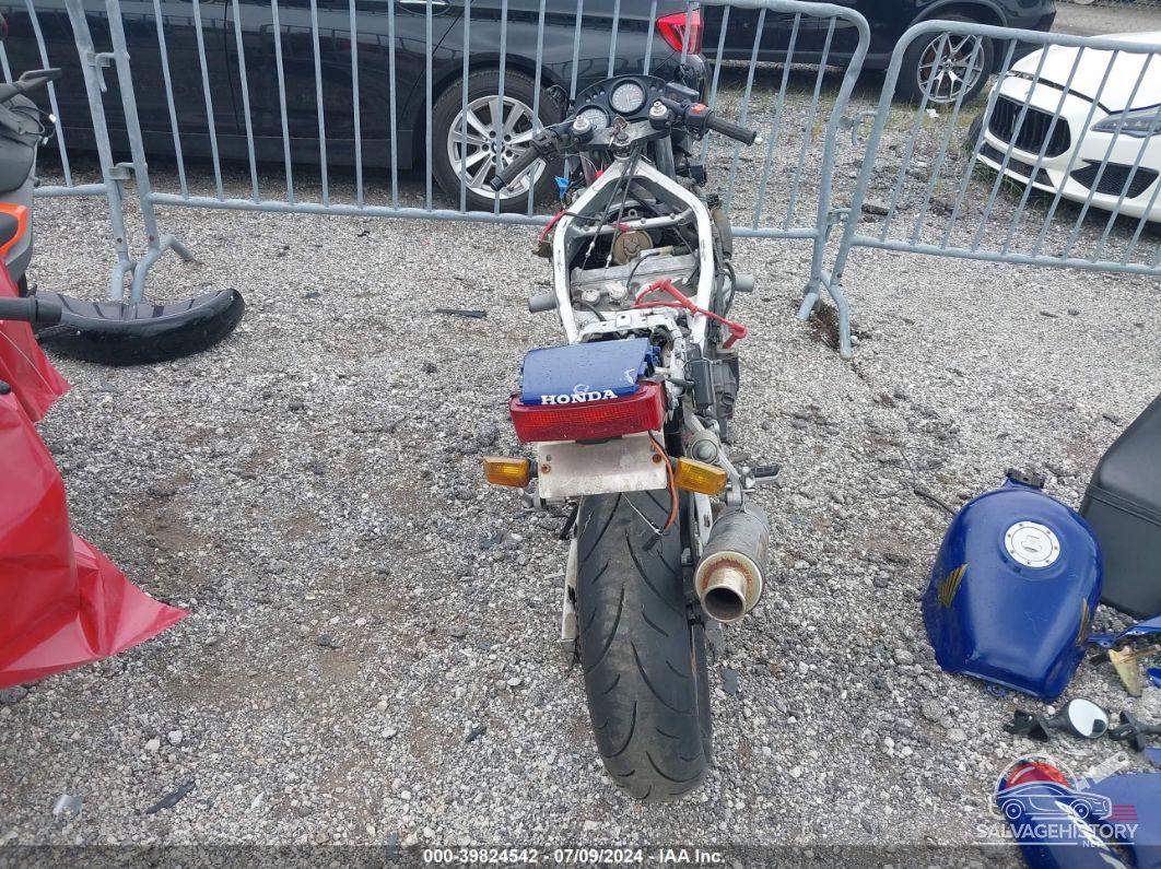 JH2PC2507RM302019 1994 HONDA CBR600 photo no. 6