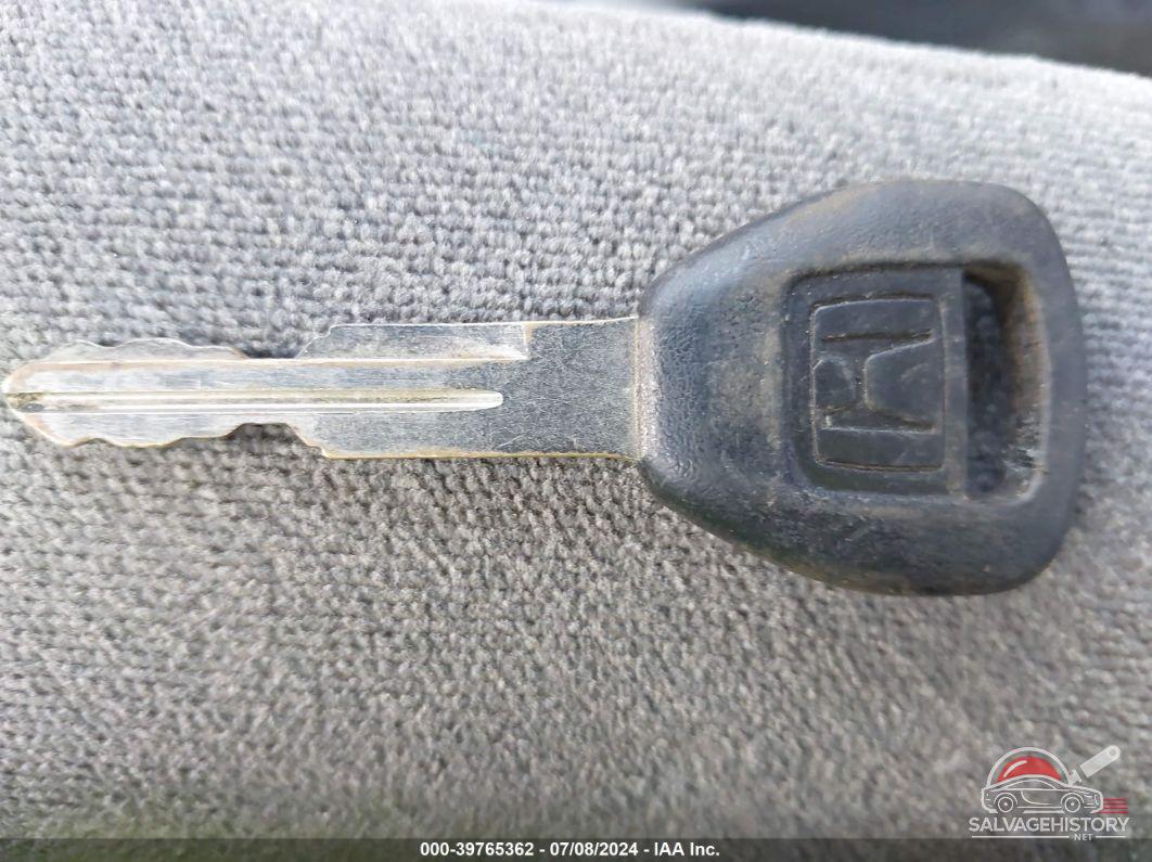 2HGES16552H504018 2002 HONDA CIVIC photo no. 11