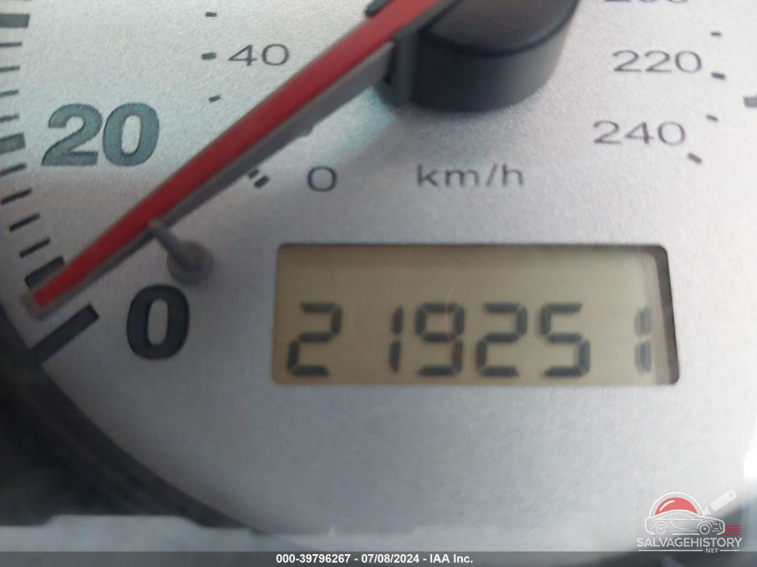 2HGES16582H569901 2002 HONDA CIVIC photo no. 7