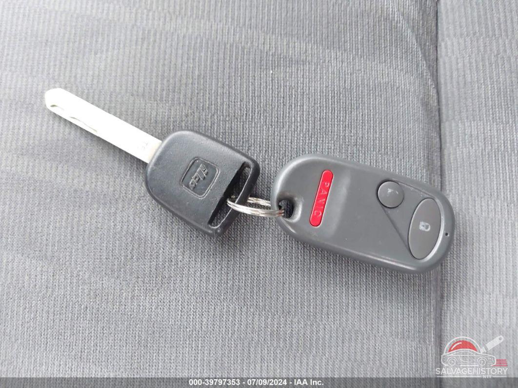 2HGES16504H596092 2004 HONDA CIVIC photo no. 11