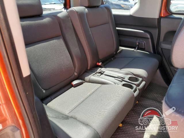 5J6YH28604L026841 2004 HONDA ELEMENT photo no. 11