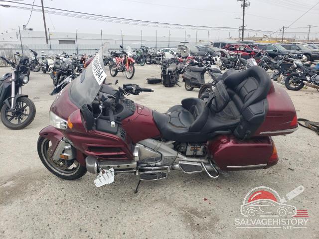 1HFSC47435A407804 2005 HONDA GL CYCLE photo no. 3