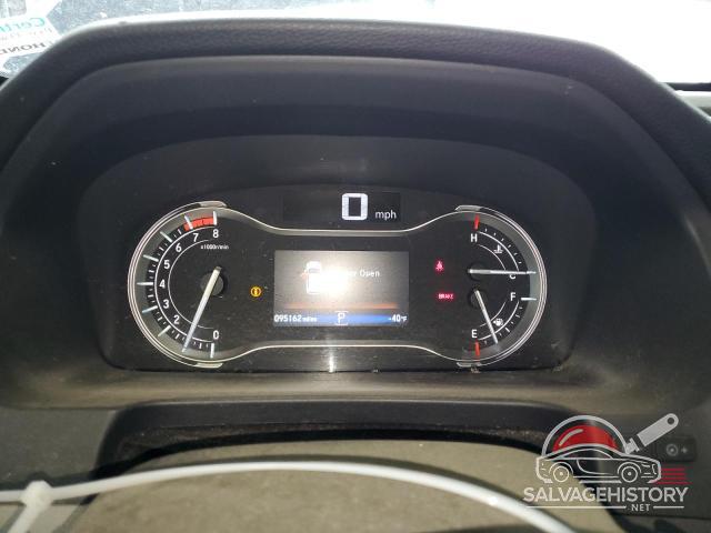 5FNYF6H31JB005780 2018 HONDA PILOT photo no. 9