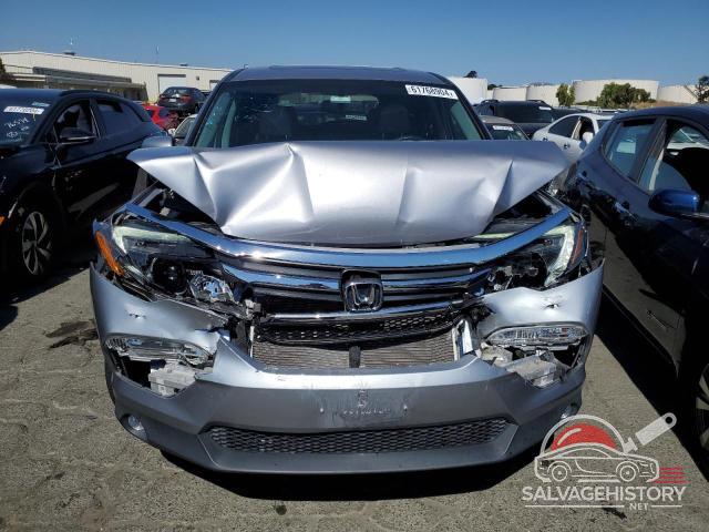 5FNYF6H50JB050985 2018 HONDA PILOT photo no. 5