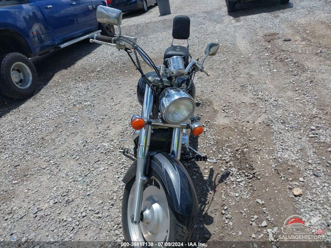 1HFSC43071A104621 2001 HONDA VT1100 photo no. 5