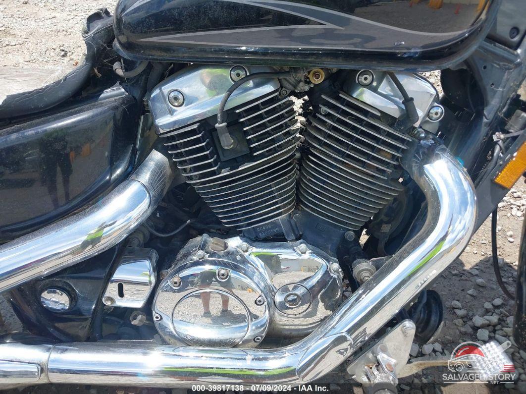 1HFSC43071A104621 2001 HONDA VT1100 photo no. 8