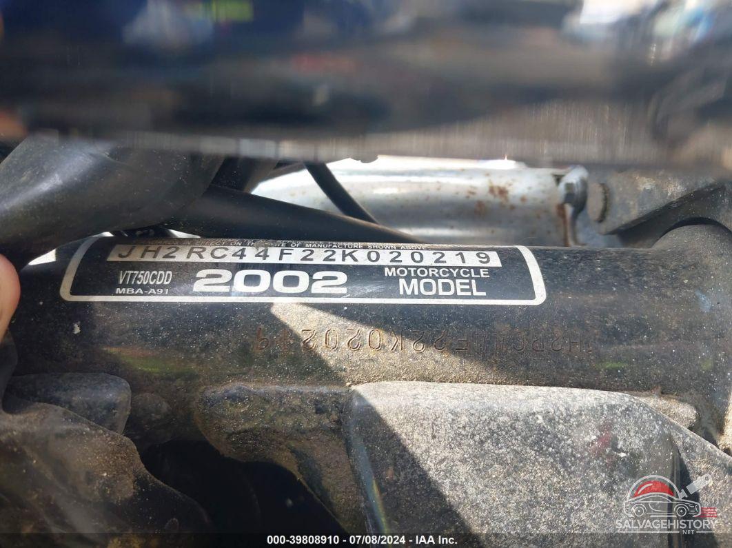 JH2RC44F22K020219 2002 HONDA VT750 photo no. 10