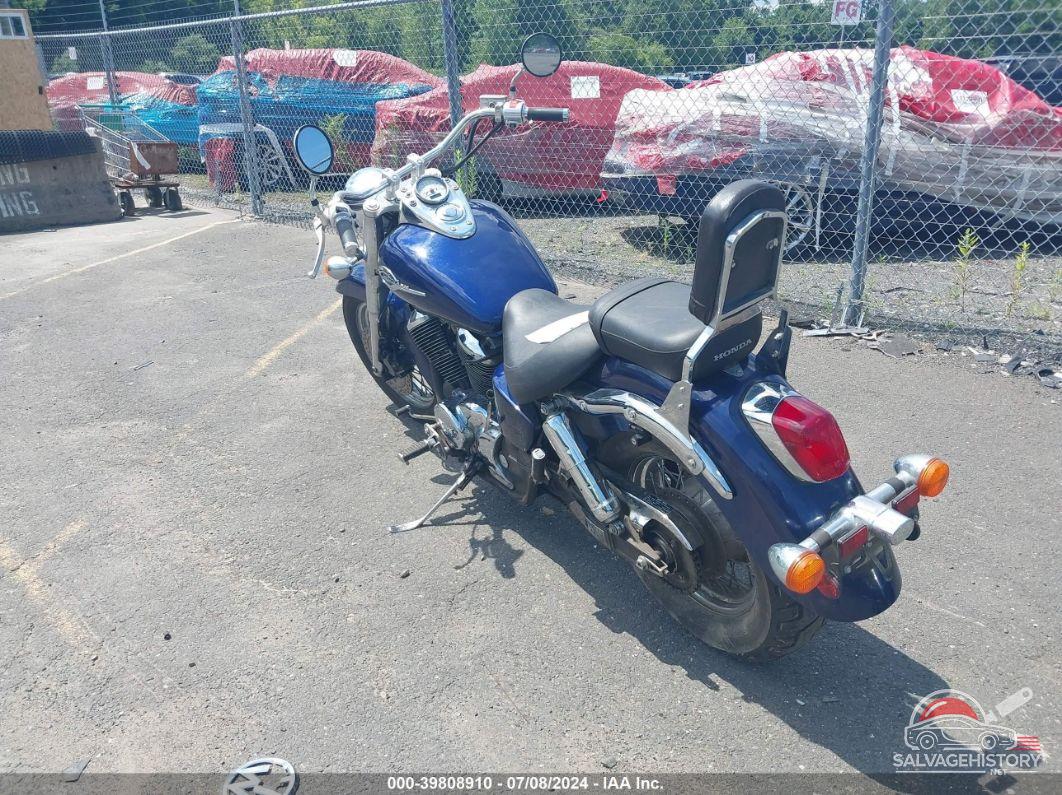 JH2RC44F22K020219 2002 HONDA VT750 photo no. 3