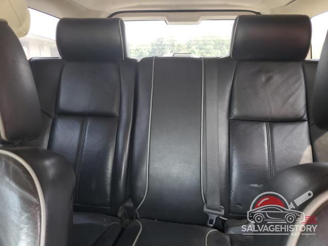 5GTEN43E288191996 2008 HUMMER H3 photo no. 10