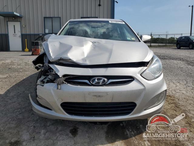 KMHCU4AE2DU320773 2013 HYUNDAI ACCENT photo no. 5