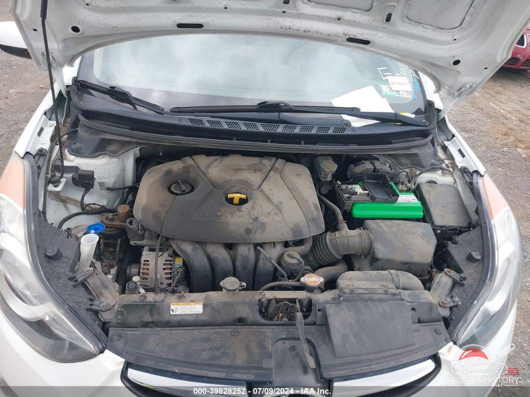 5NPDH4AE0CH112400 2012 HYUNDAI ELANTRA photo no. 10