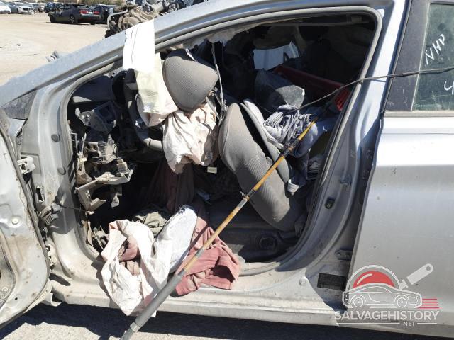 KMHDH4AE5CU305353 2012 HYUNDAI ELANTRA photo no. 7