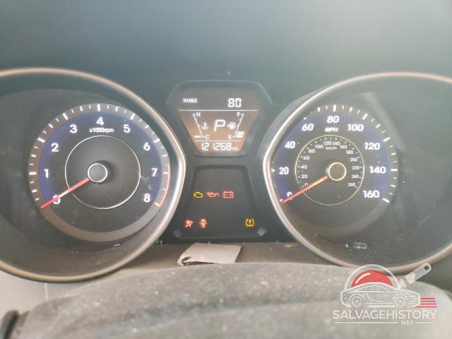 5NPDH4AE2FH629735 2015 HYUNDAI ELANTRA photo no. 9