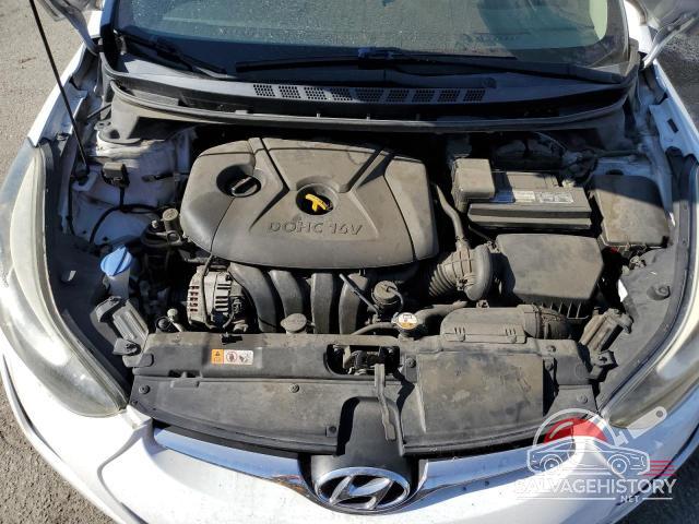 5NPDH4AE9FH641512 2015 HYUNDAI ELANTRA photo no. 11