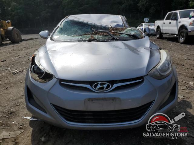5NPDH4AEXFH572202 2015 HYUNDAI ELANTRA photo no. 5